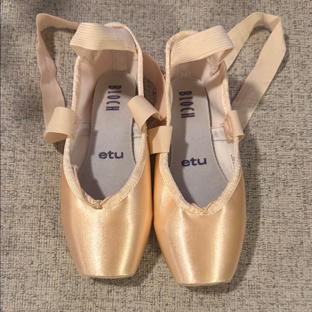 Bloch Satin Ballet Pointe Shoes